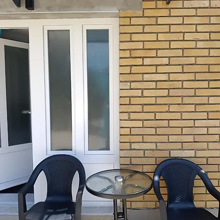 Apartman Nest 1 *